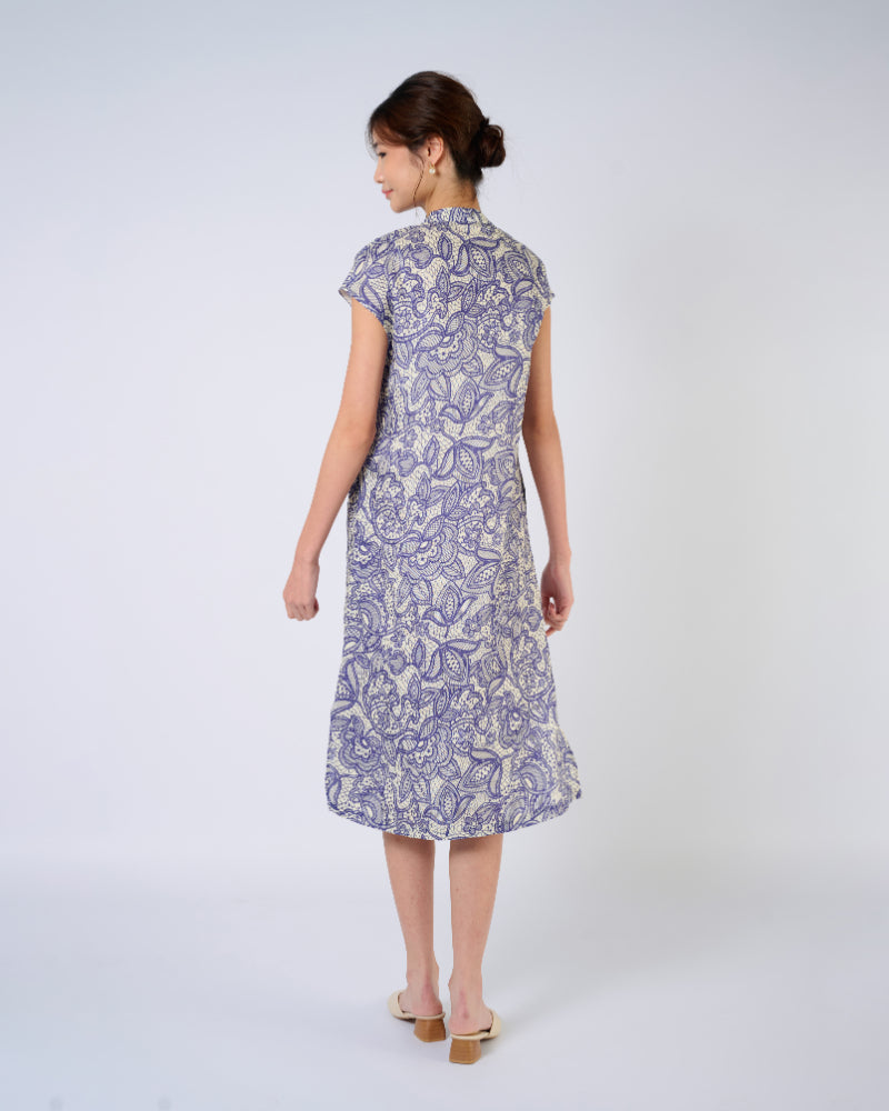 Cap Sleeve Cheongsam Dress in Purple Lace