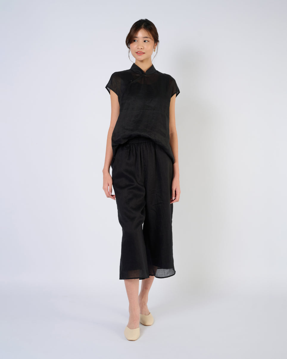 Cap Sleeve Ramie Cheongsam Top in Black