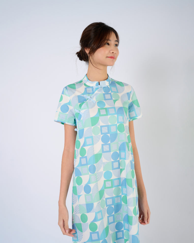 Cheongsam Midi Dress in Green Geometric