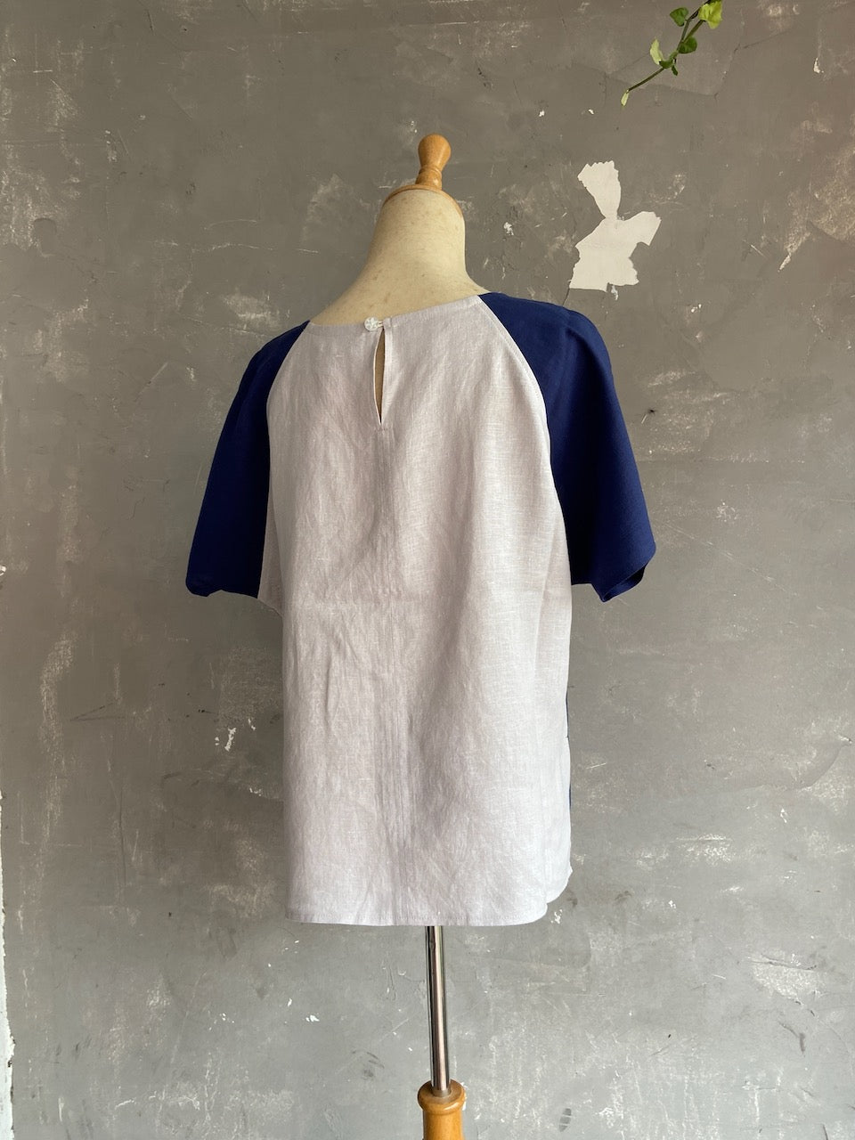 Shibori Naturally Dyed Batwing Triangle Blue