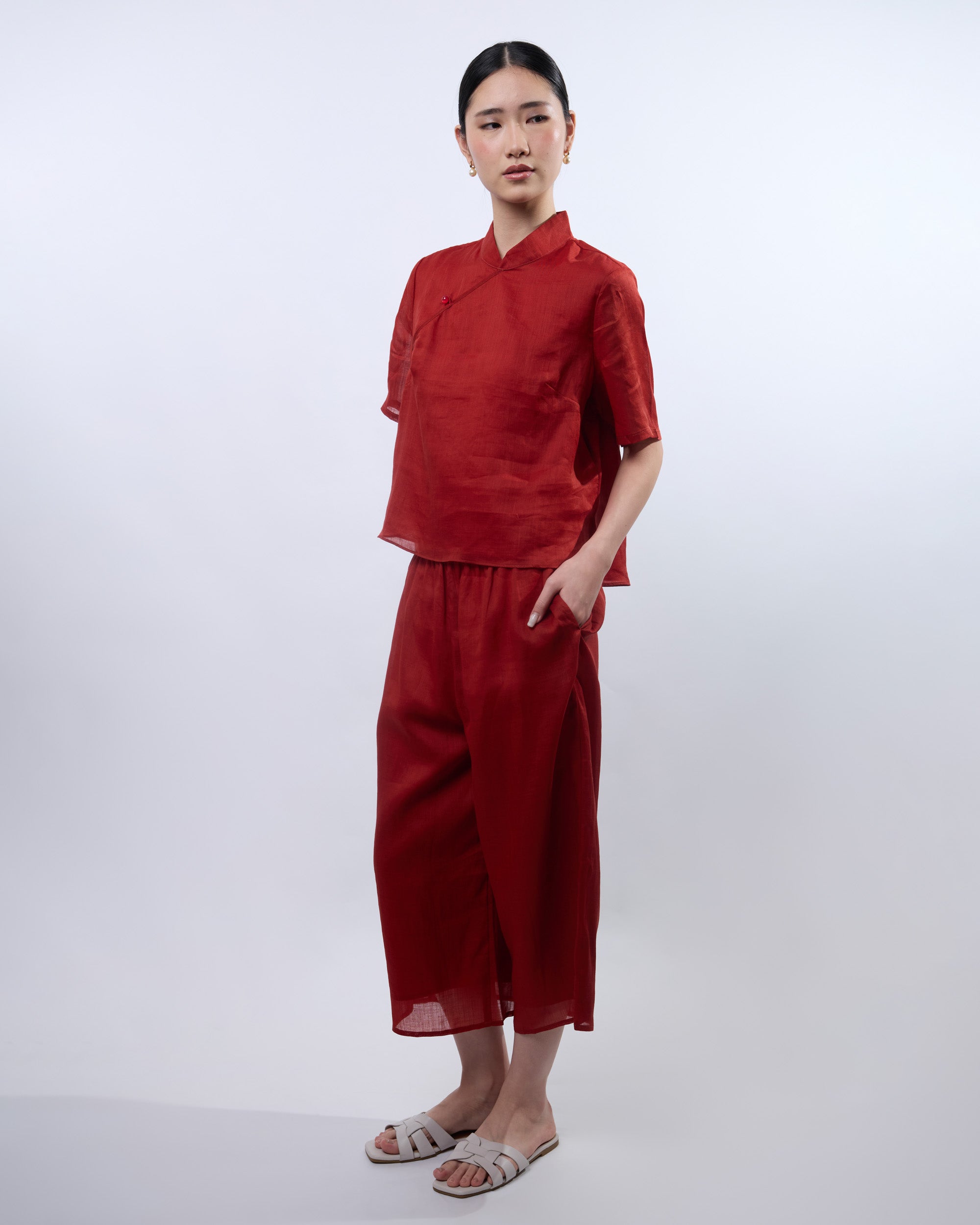 Short Sleeve Ramie Cheongsam Top in Brick Red