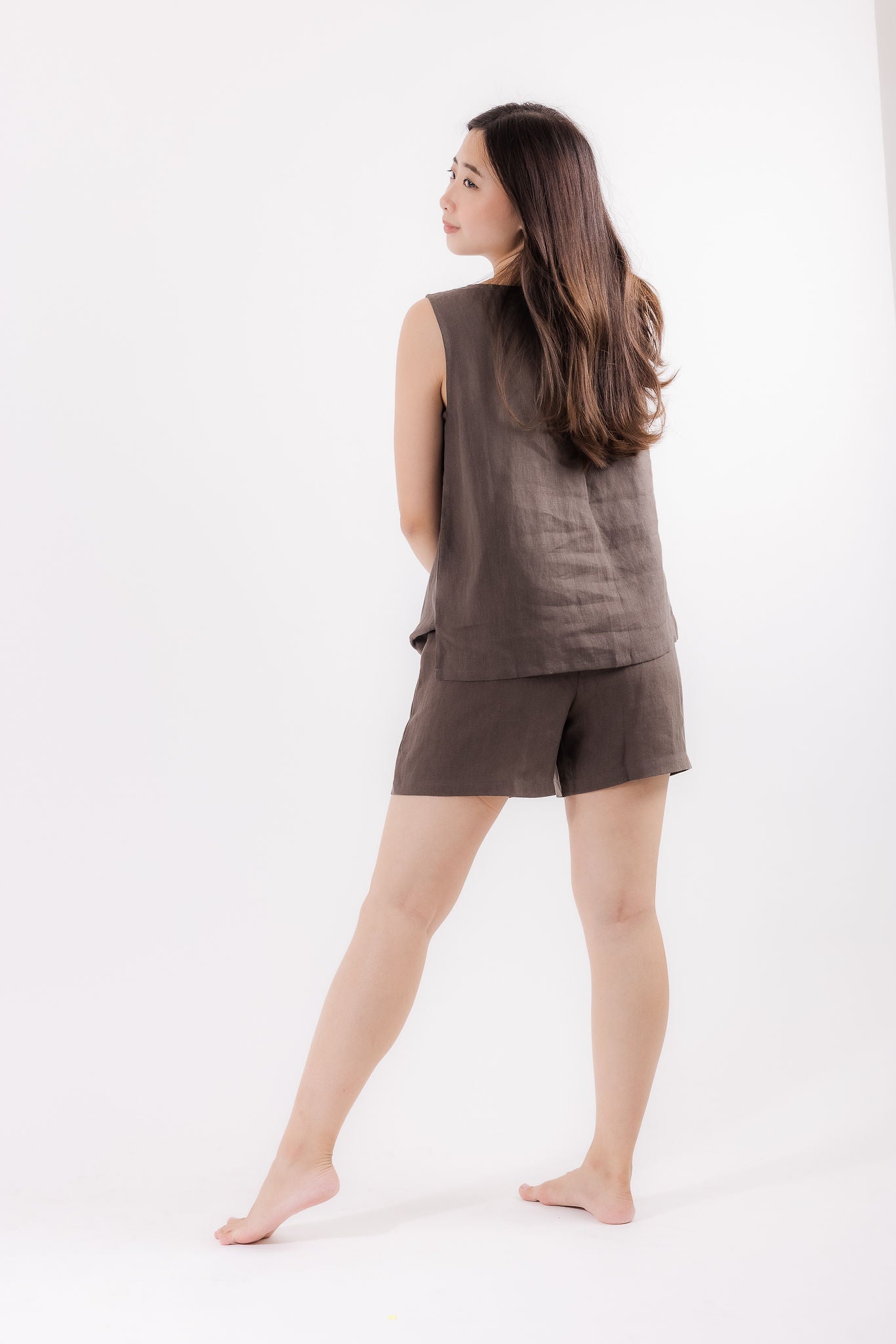 Linen Sleeveless Top in Coffee Brown