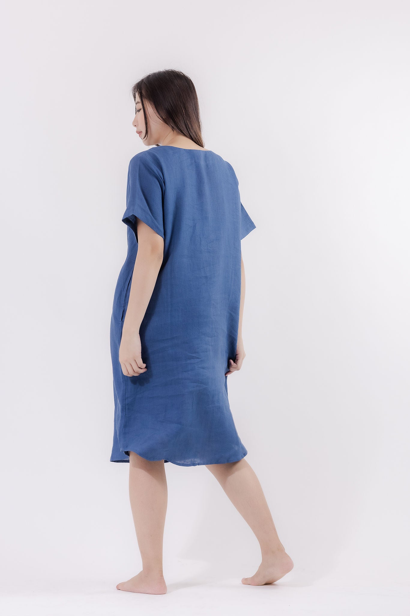 V-Neck Linen Lounge Dress in Dark Blue